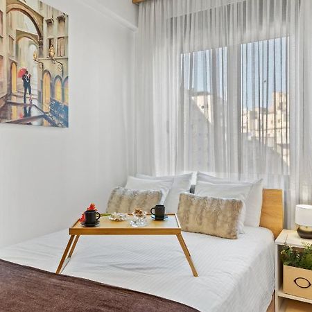 City Vibes Apartment Букурещ Екстериор снимка