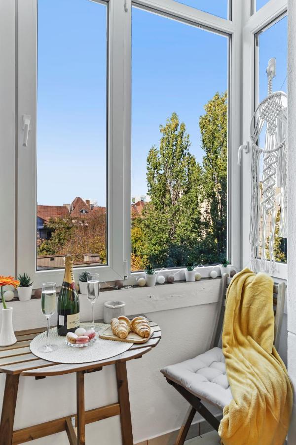 City Vibes Apartment Букурещ Екстериор снимка